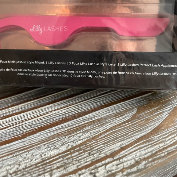 Lilly Lashes by Sephora in style Miami and Luxe + applicator - Picture 2 of 3